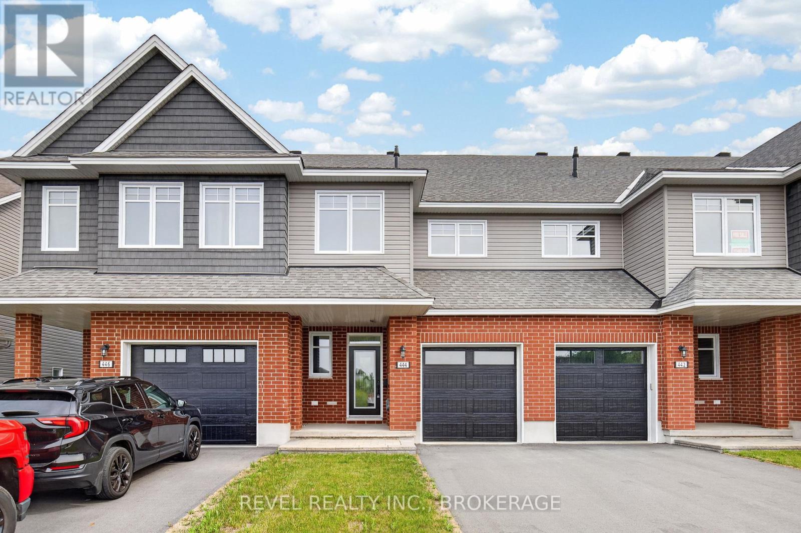 444 BUCKTHORN DRIVE
