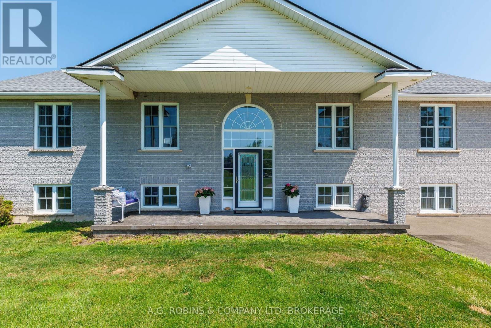 12312 Lakeshore Road Property Photo 7