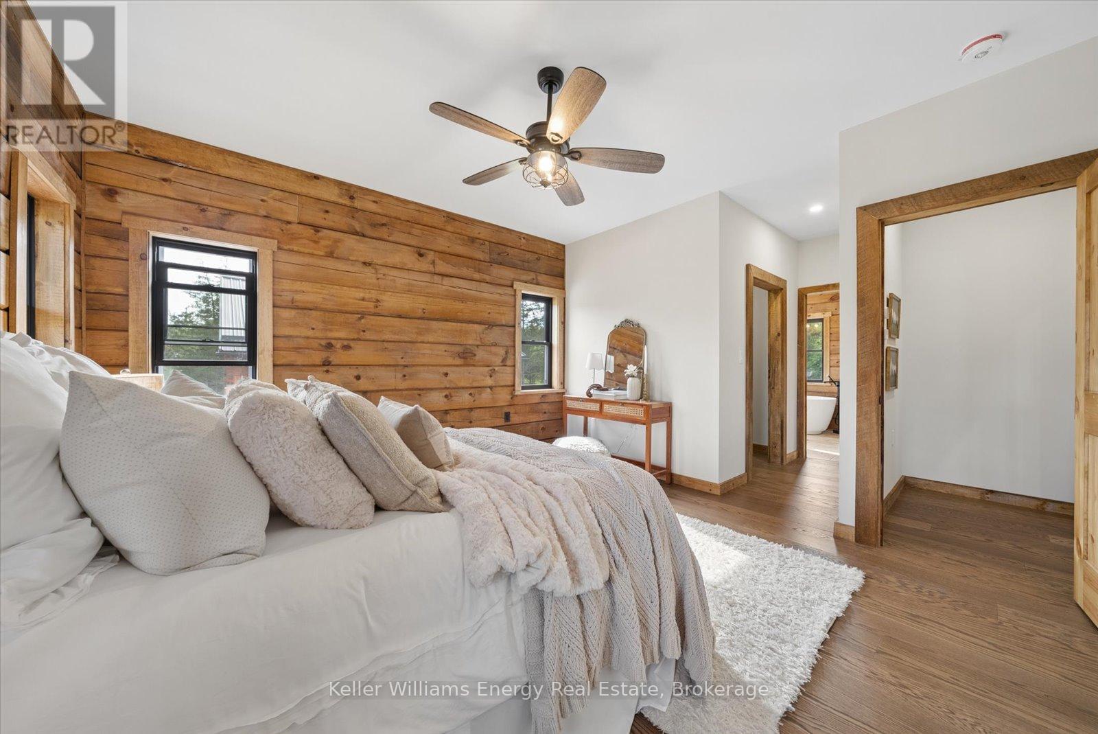 3374 10th Line E Property Photo 22