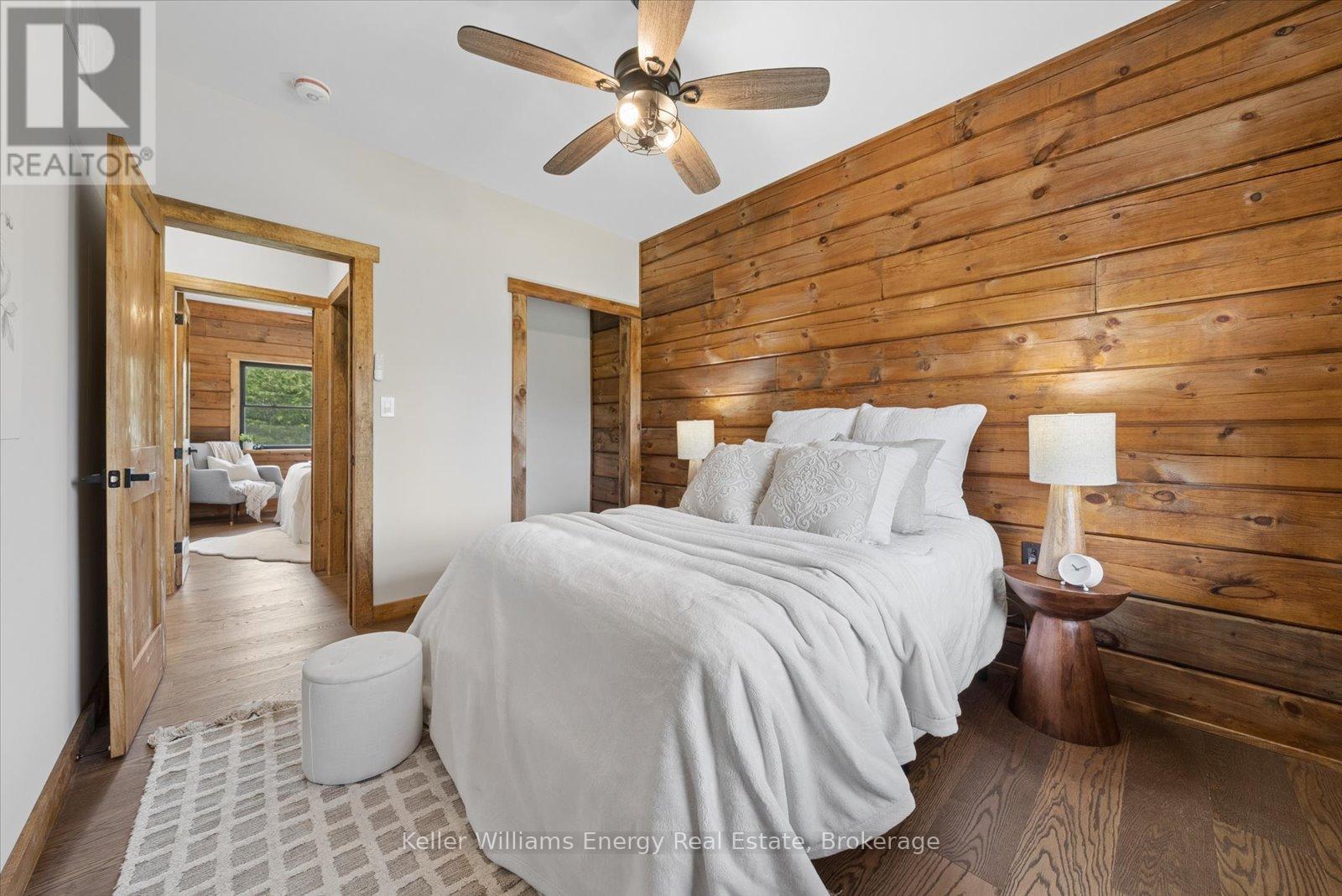 3374 10th Line E Property Photo 27