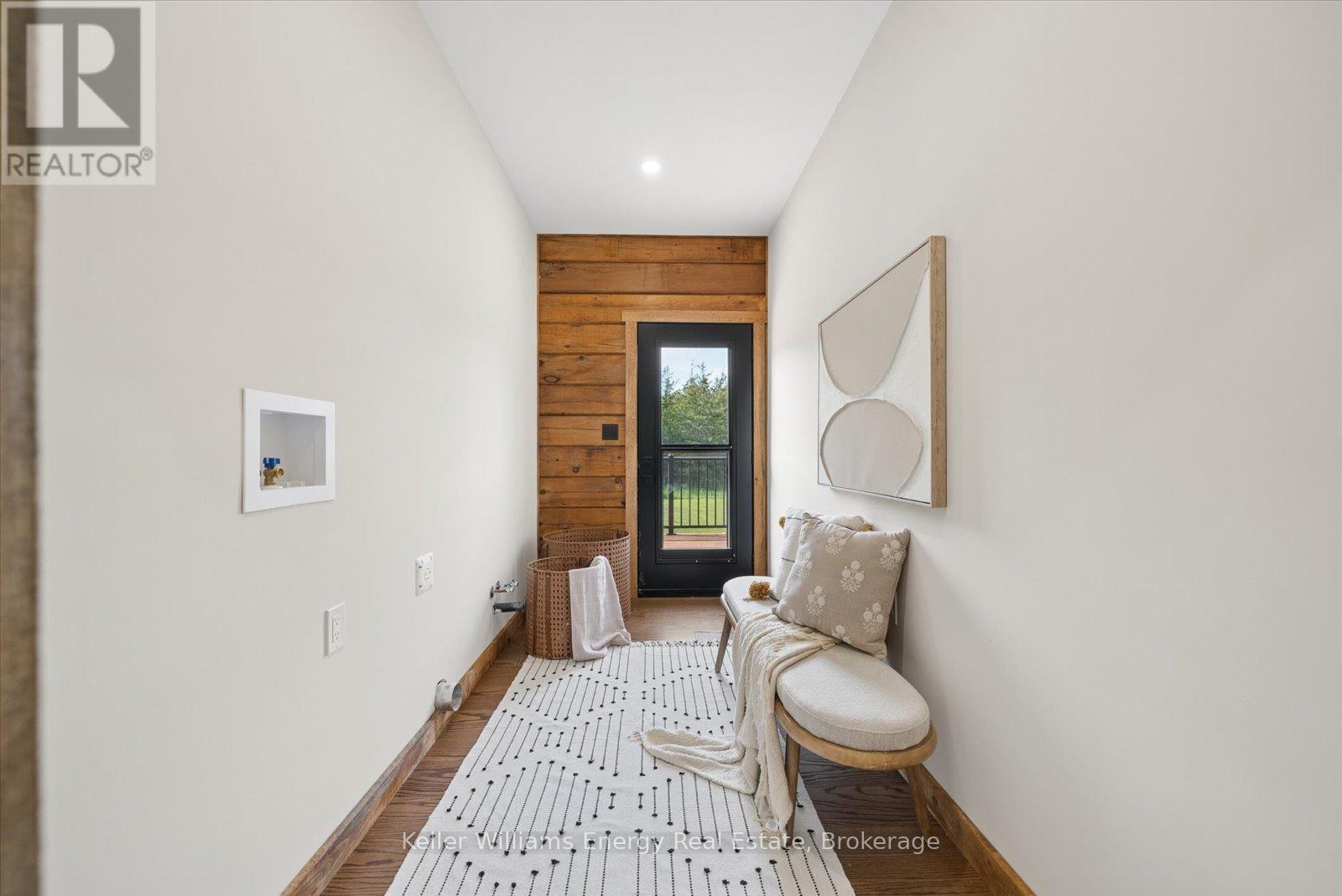 3374 10th Line E Property Photo 29
