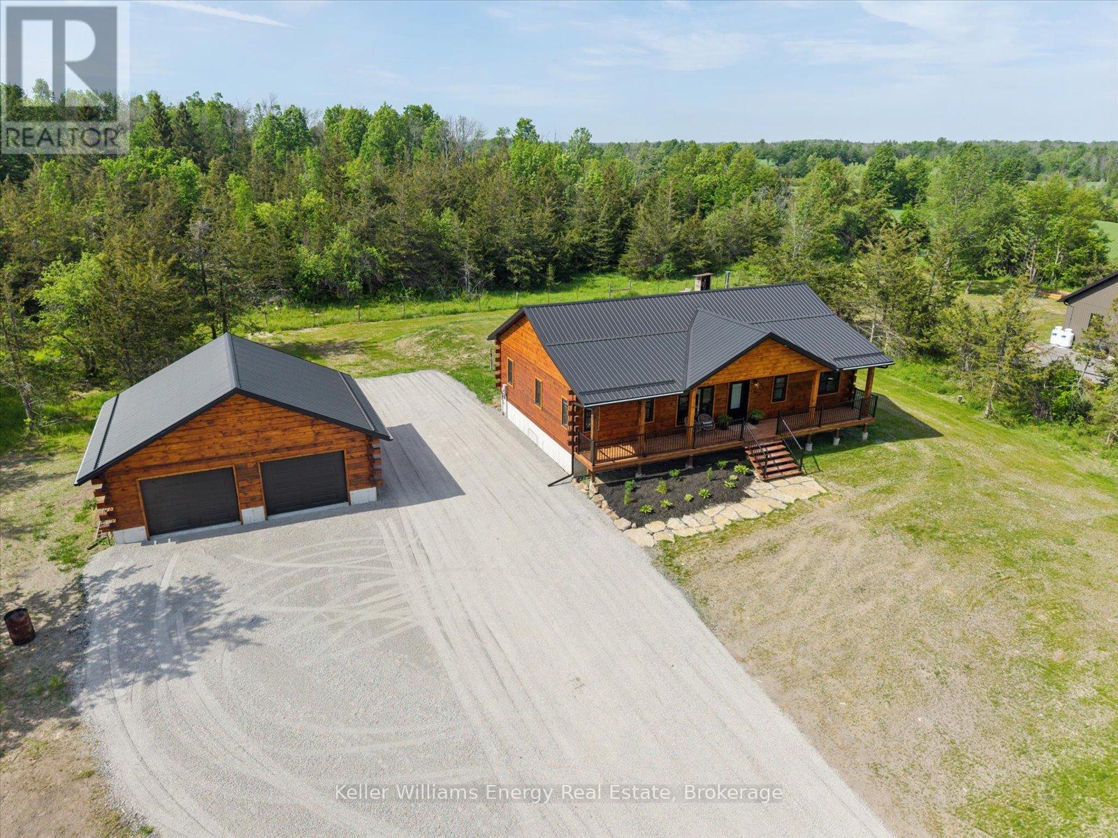 3374 10th Line E Property Photo 46