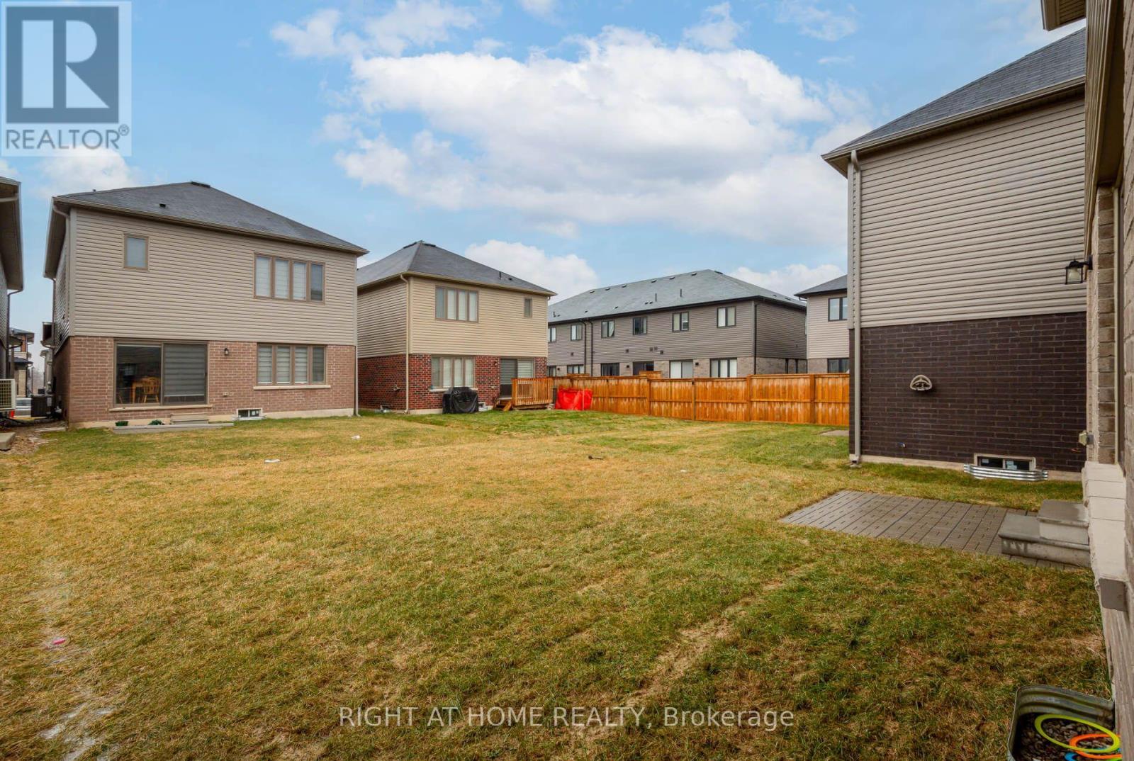 6 Broddy Avenue Property Photo 32