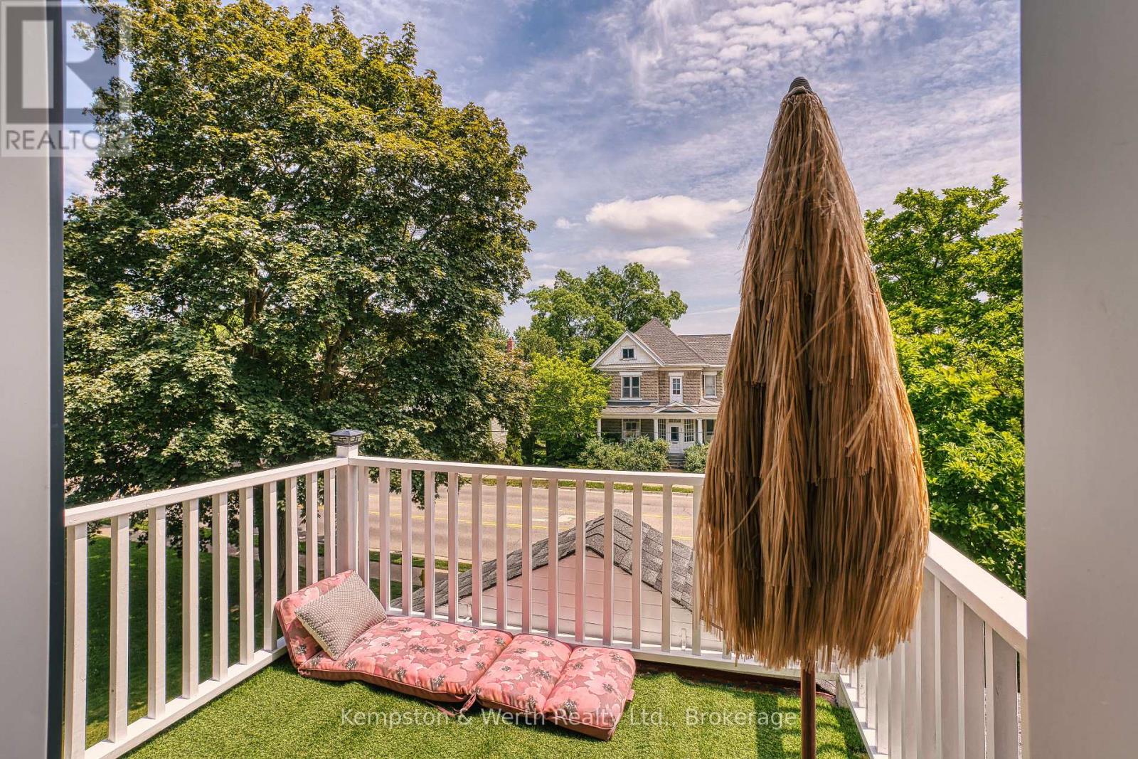 459 Wallace Avenue N Property Photo 39