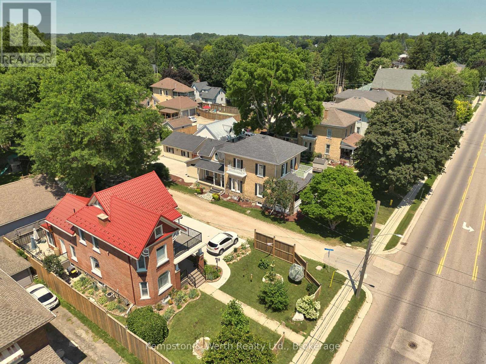 459 Wallace Avenue N Property Photo 46