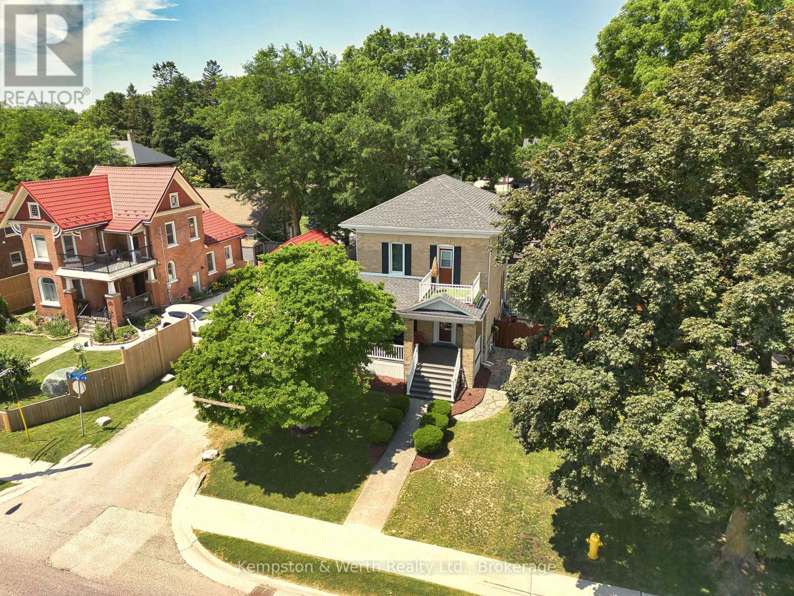 459 Wallace Avenue N Property Photo 47