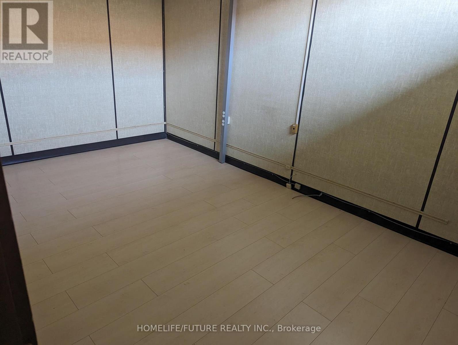 93 Ottawa Avenue Property Photo 5