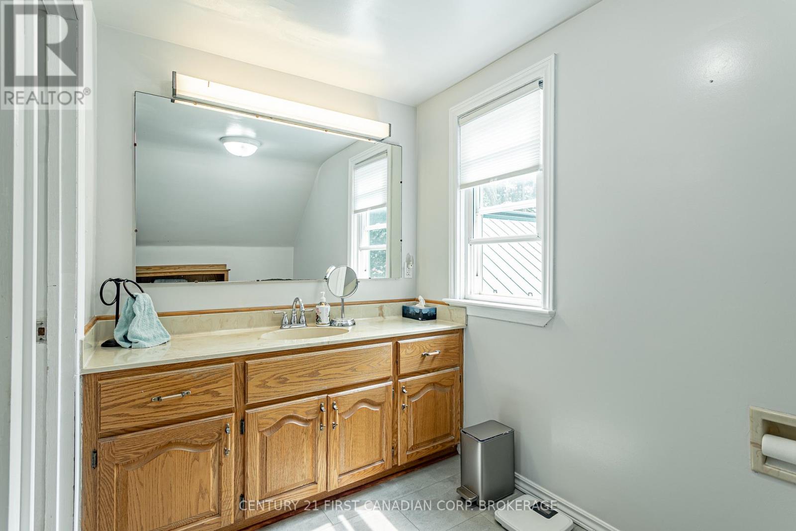 143 George Street Property Photo 23