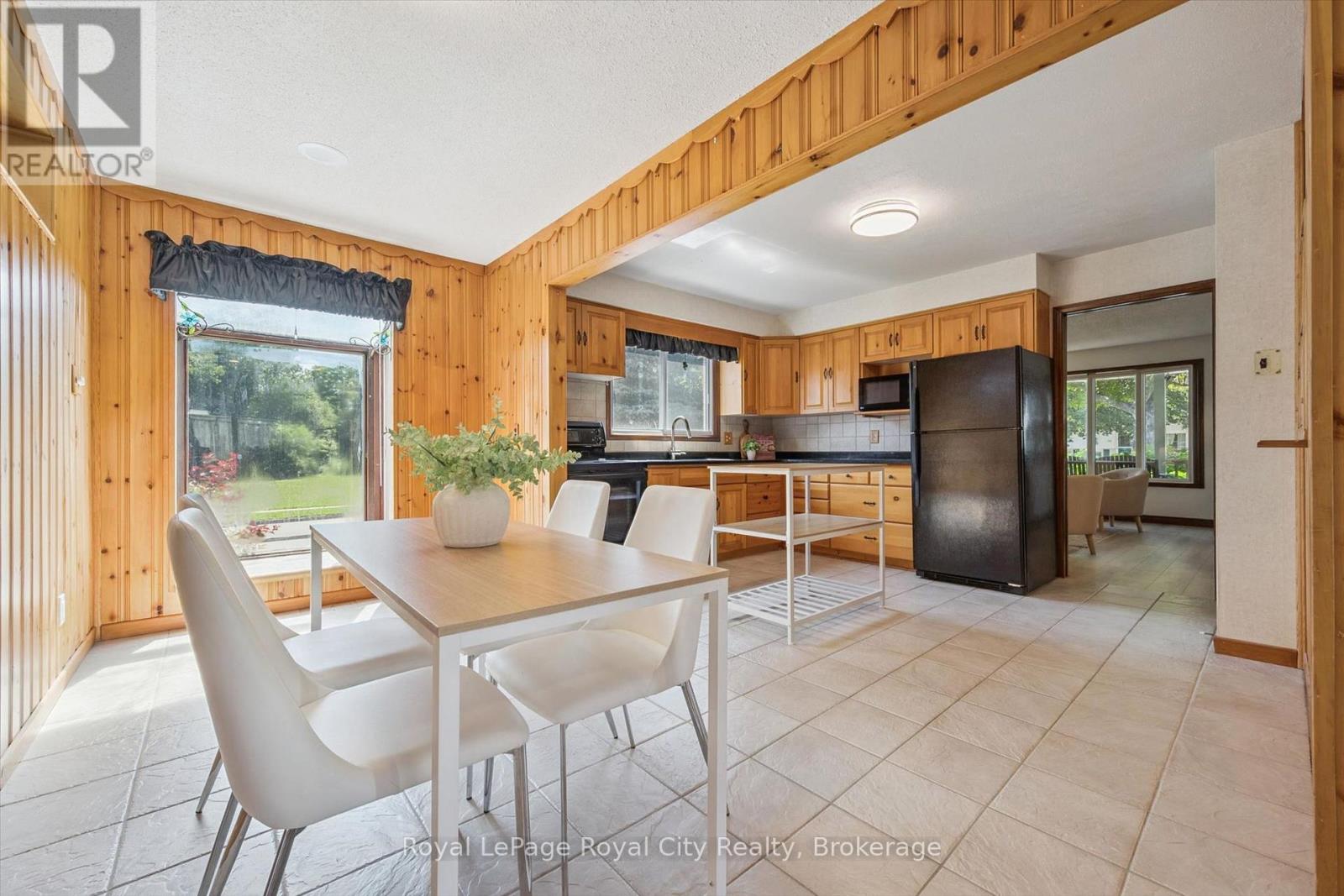 85 Sleeman Avenue Property Photo 17