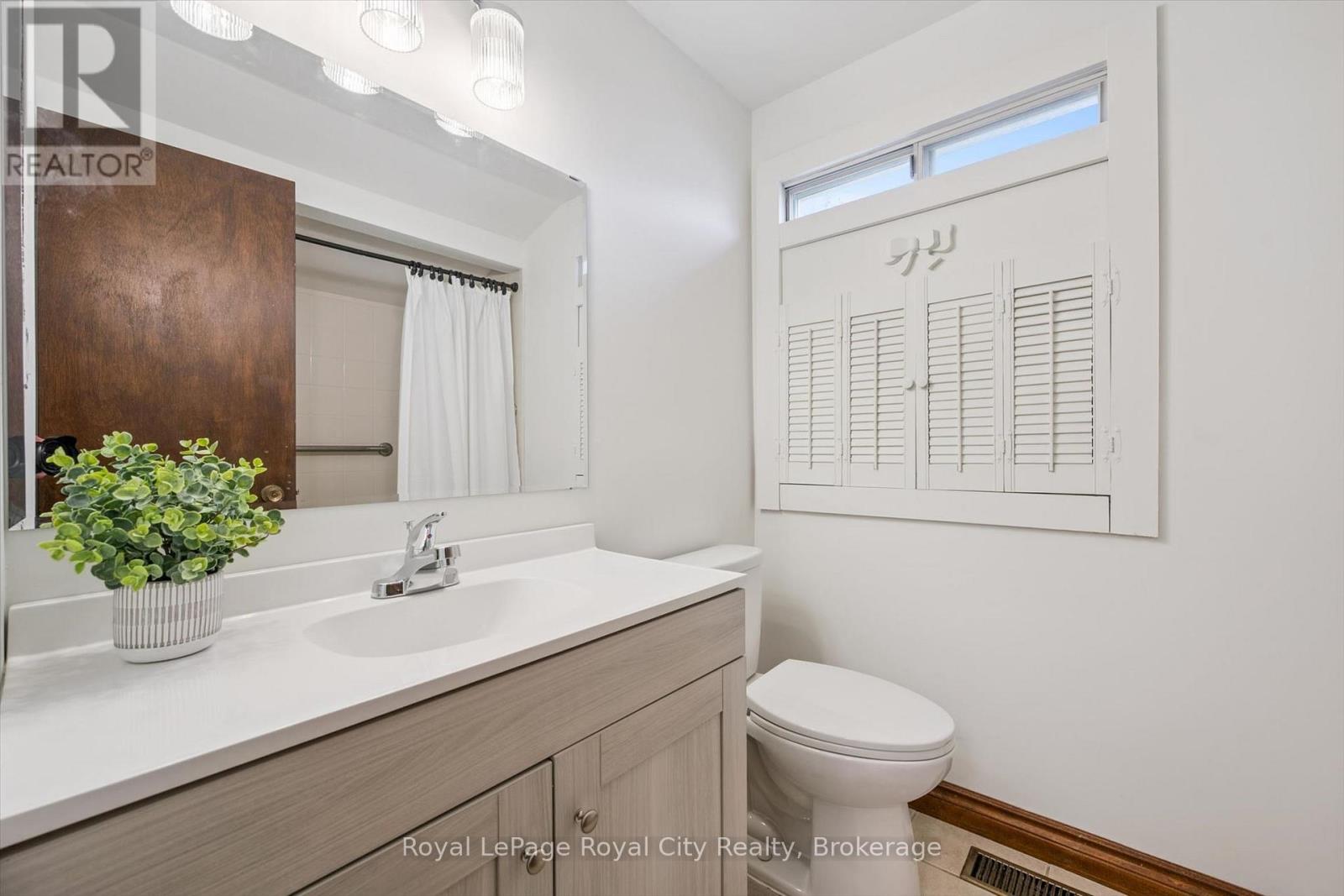 85 Sleeman Avenue Property Photo 22