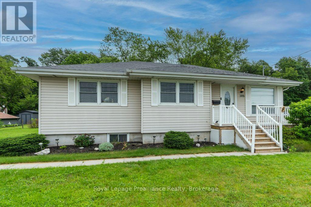 395 Sidney Street Property Photo 1