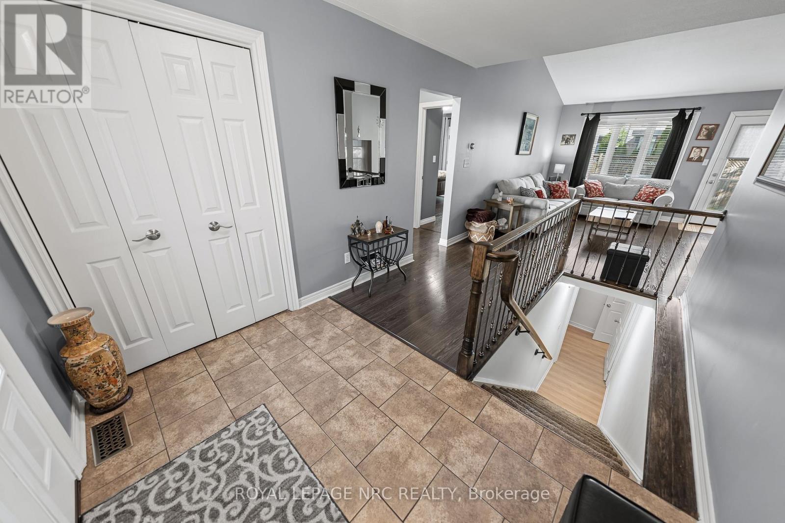1052 Vansickle Road N Property Photo 27