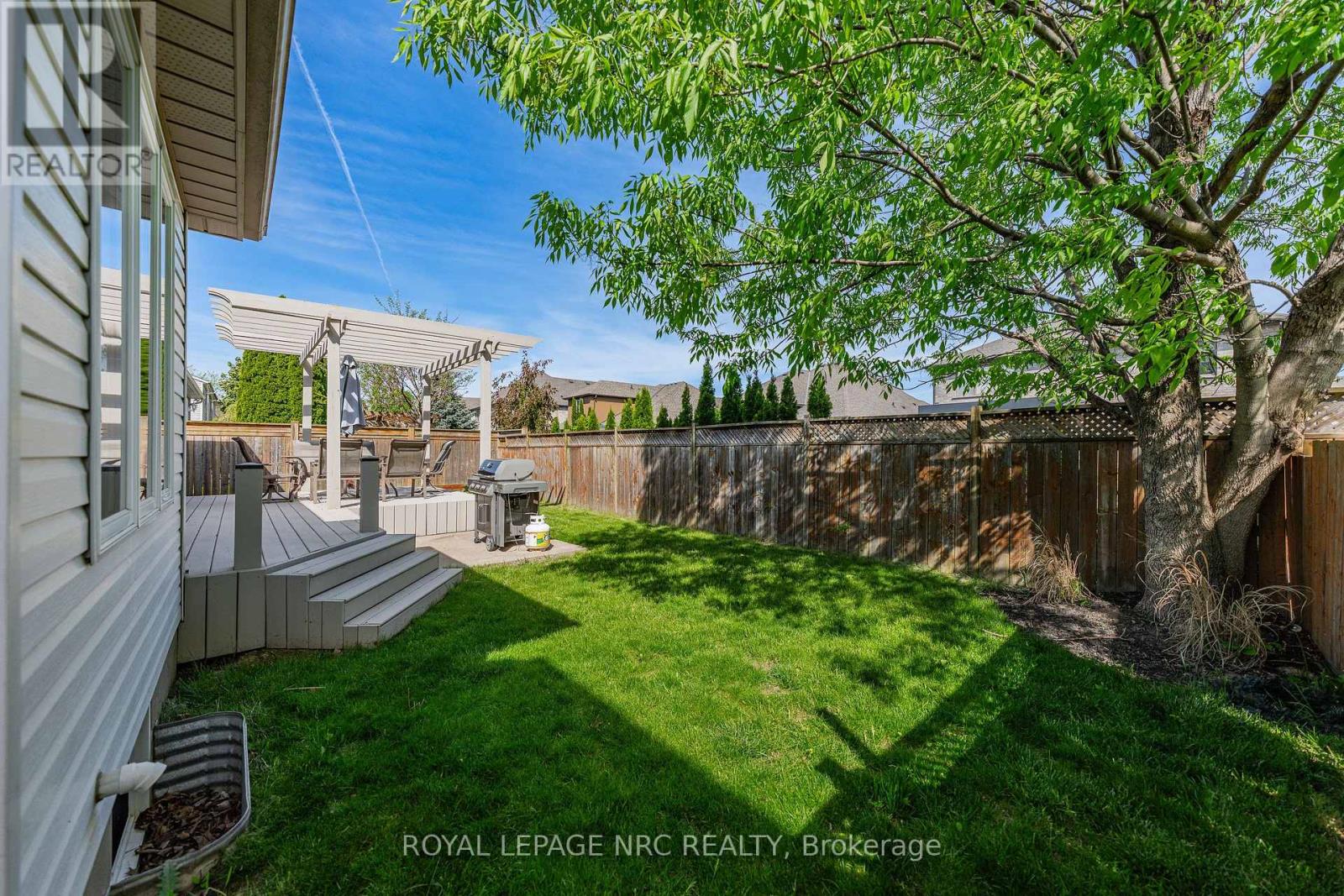 1052 Vansickle Road N Property Photo 39