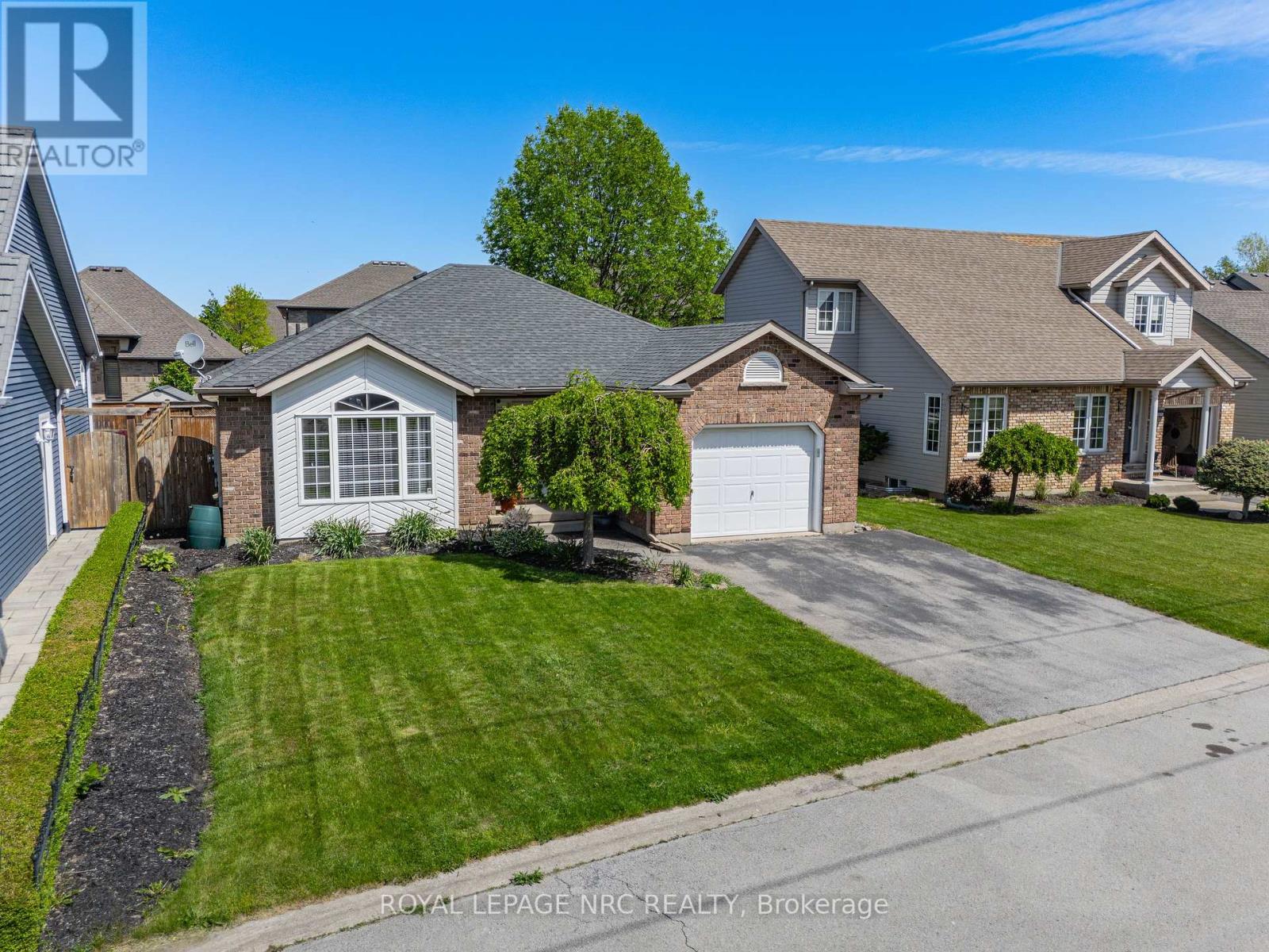 1052 Vansickle Road N Property Photo 42