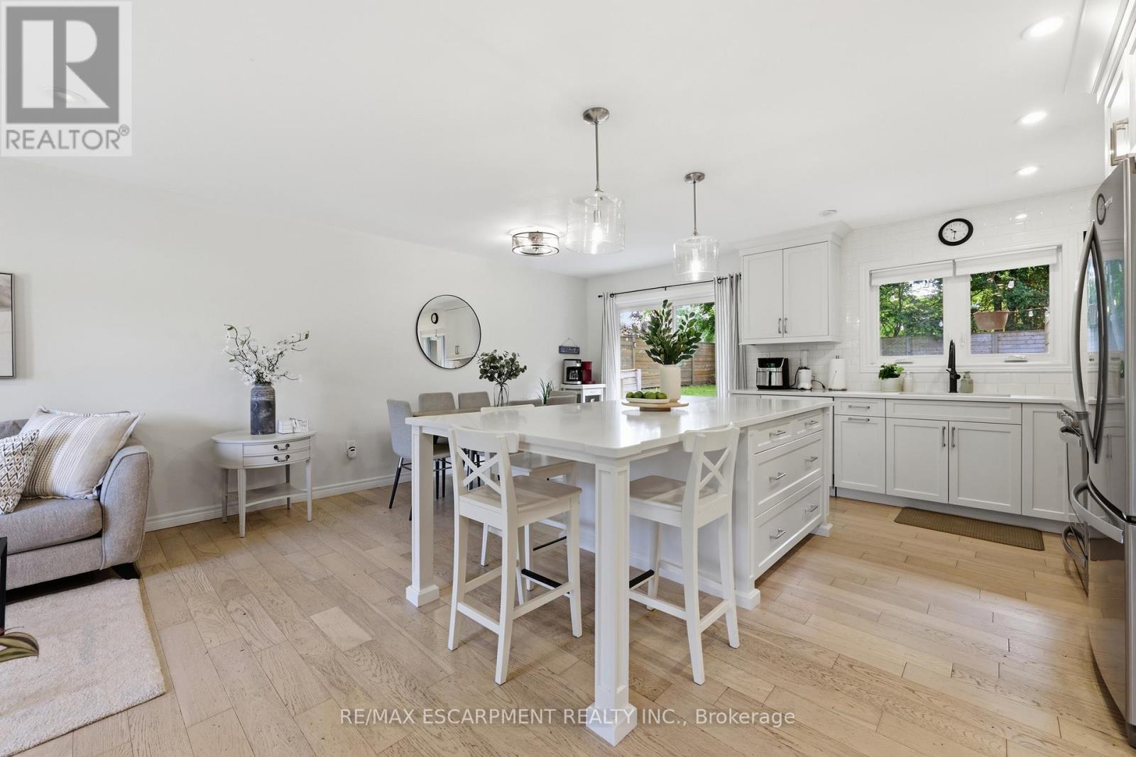 52 Grand Avenue Property Photo 8