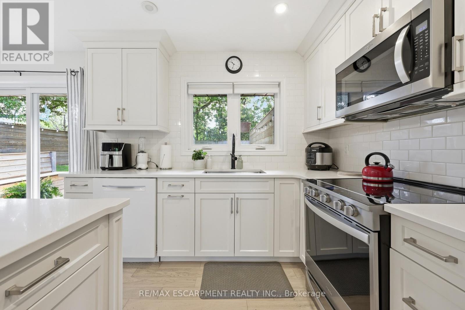 52 Grand Avenue Property Photo 12