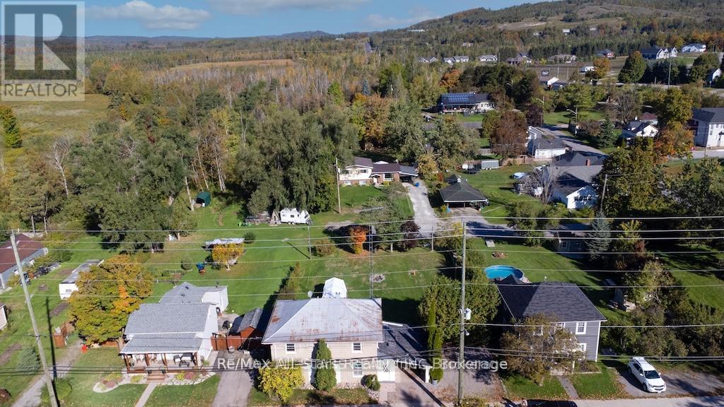 1463 Highway 7a Property Photo 1