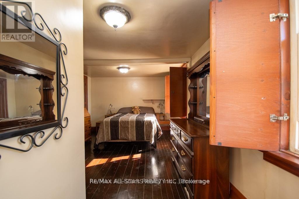 1463 Highway 7a Property Photo 20