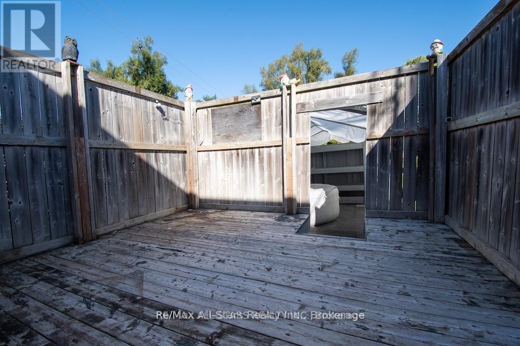 1463 Highway 7a Property Photo 39