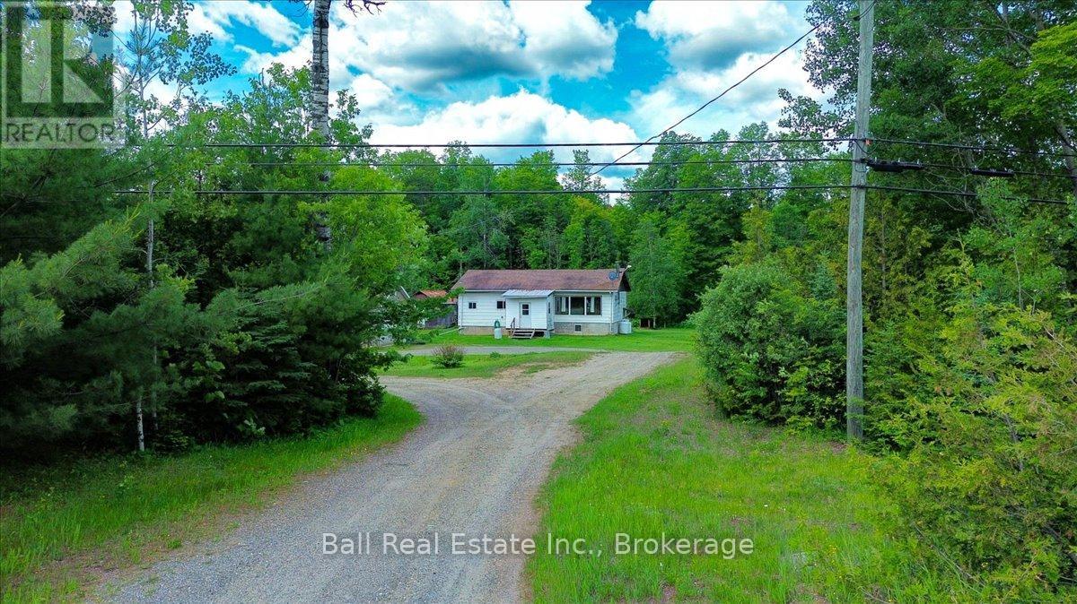 21819 Highway 62 Property Photo 3