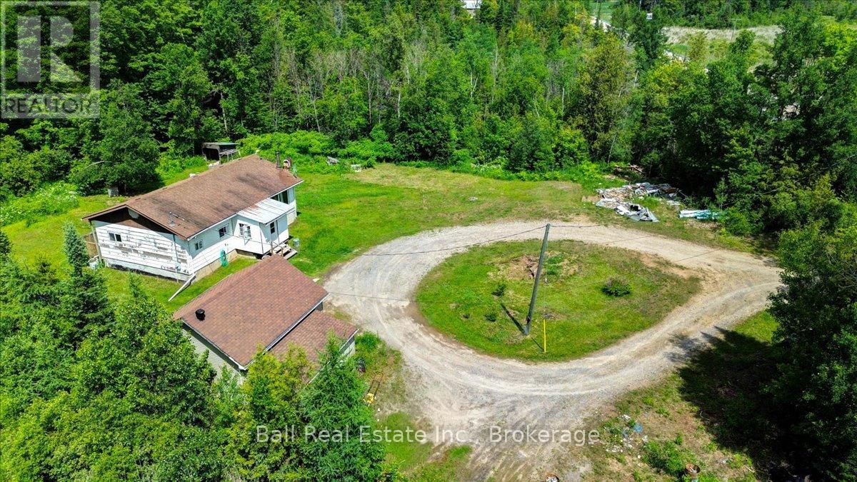 21819 Highway 62 Property Photo 7