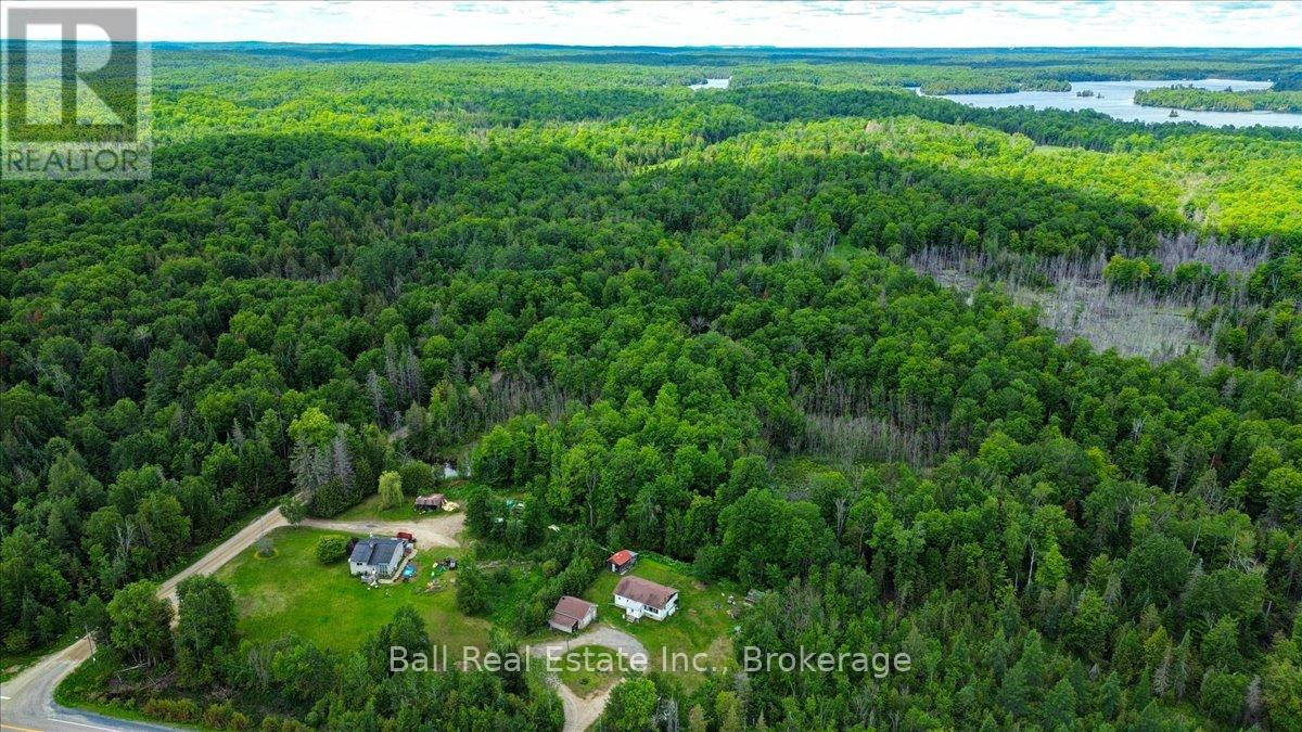 21819 Highway 62 Property Photo 10