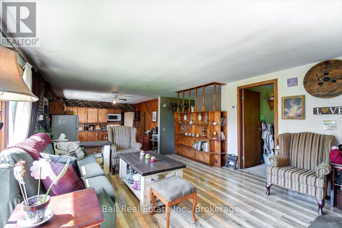 21819 Highway 62 Property Photo 19
