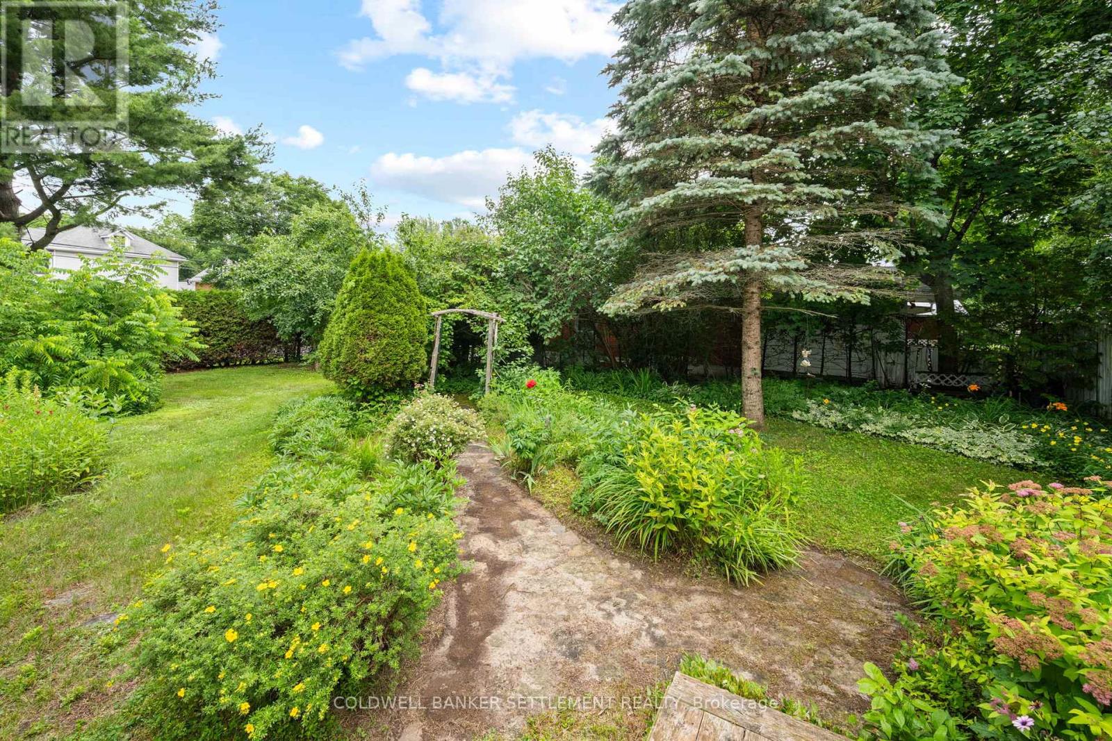 36 Craig Street Property Photo 28