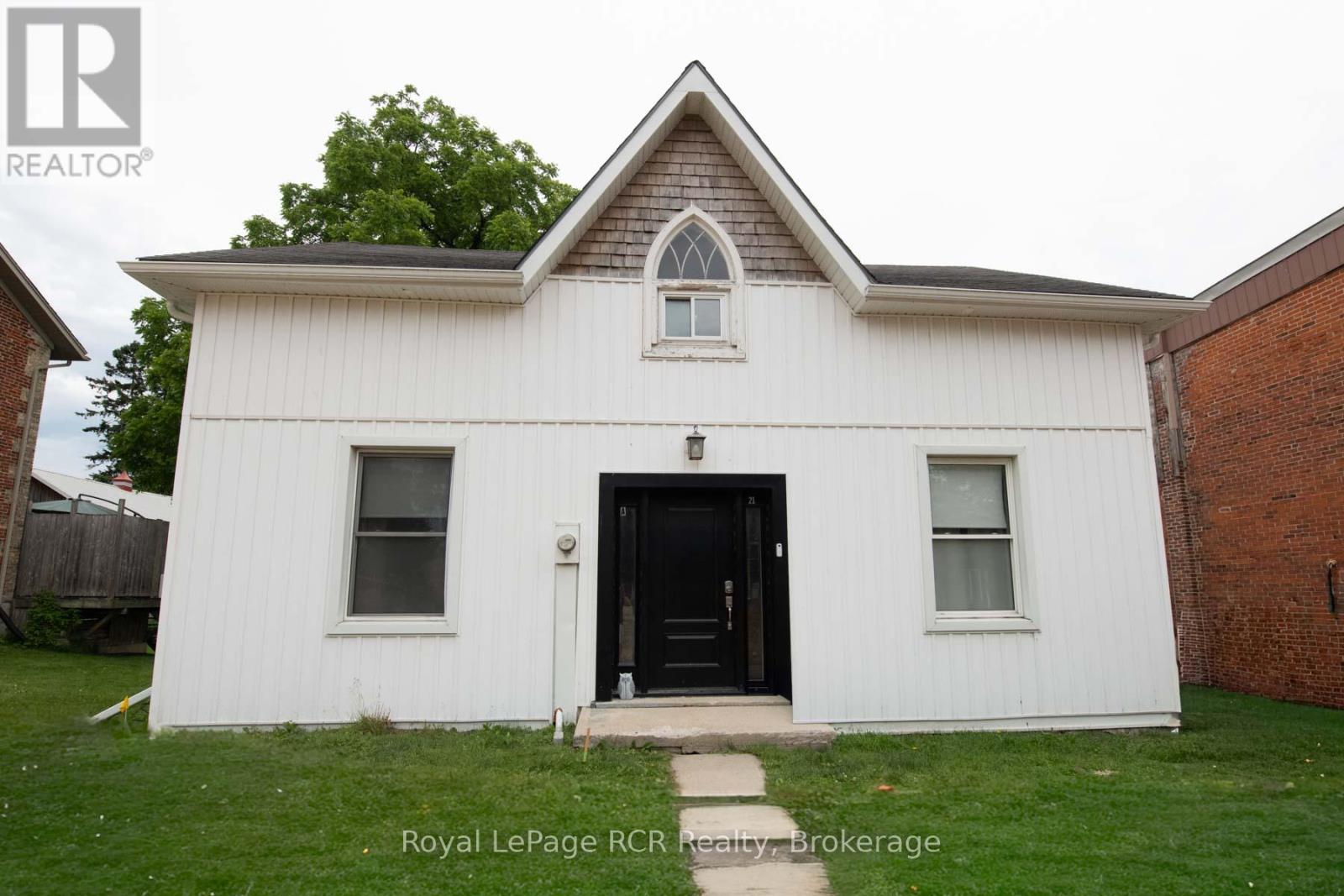 A & B & C - 21 Arthur Street West Street W Property Photo 6