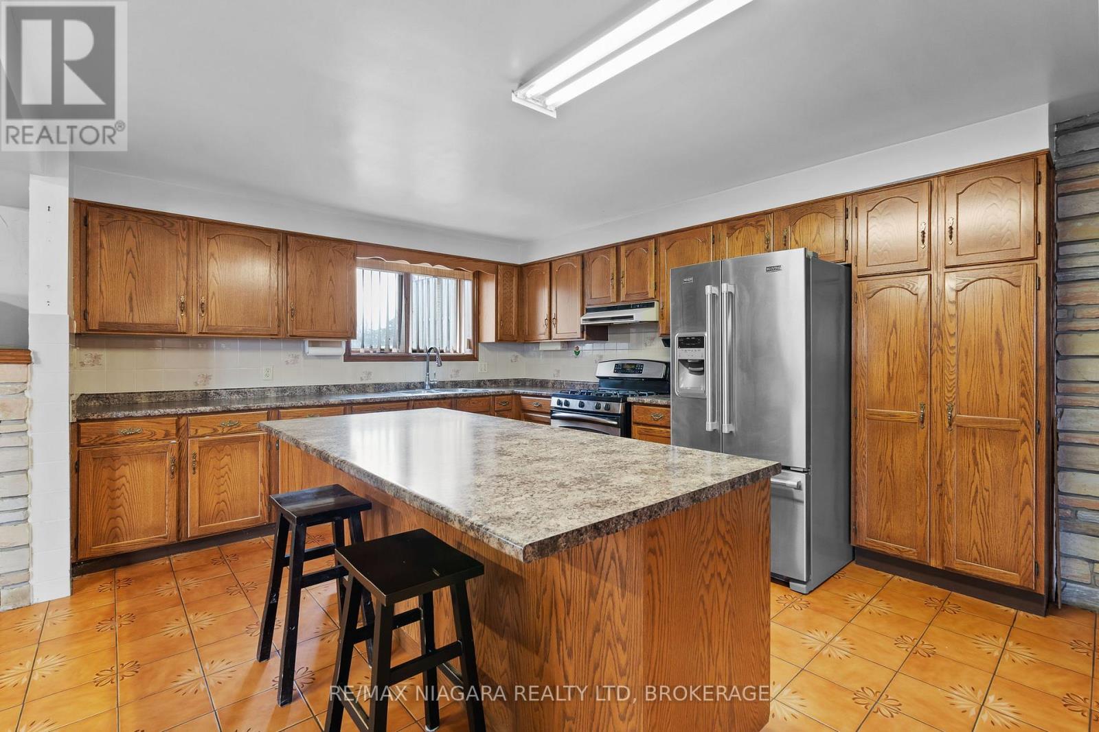 11292 Golf Course Road Property Photo 32