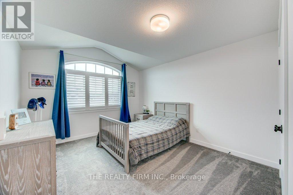 36 White Tail Path Property Photo 26