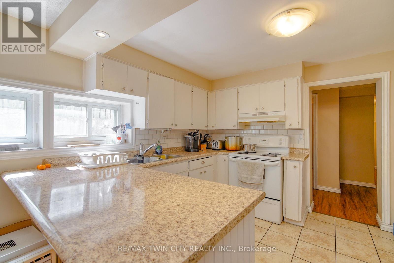 13 Brooklyne Road Property Photo 6