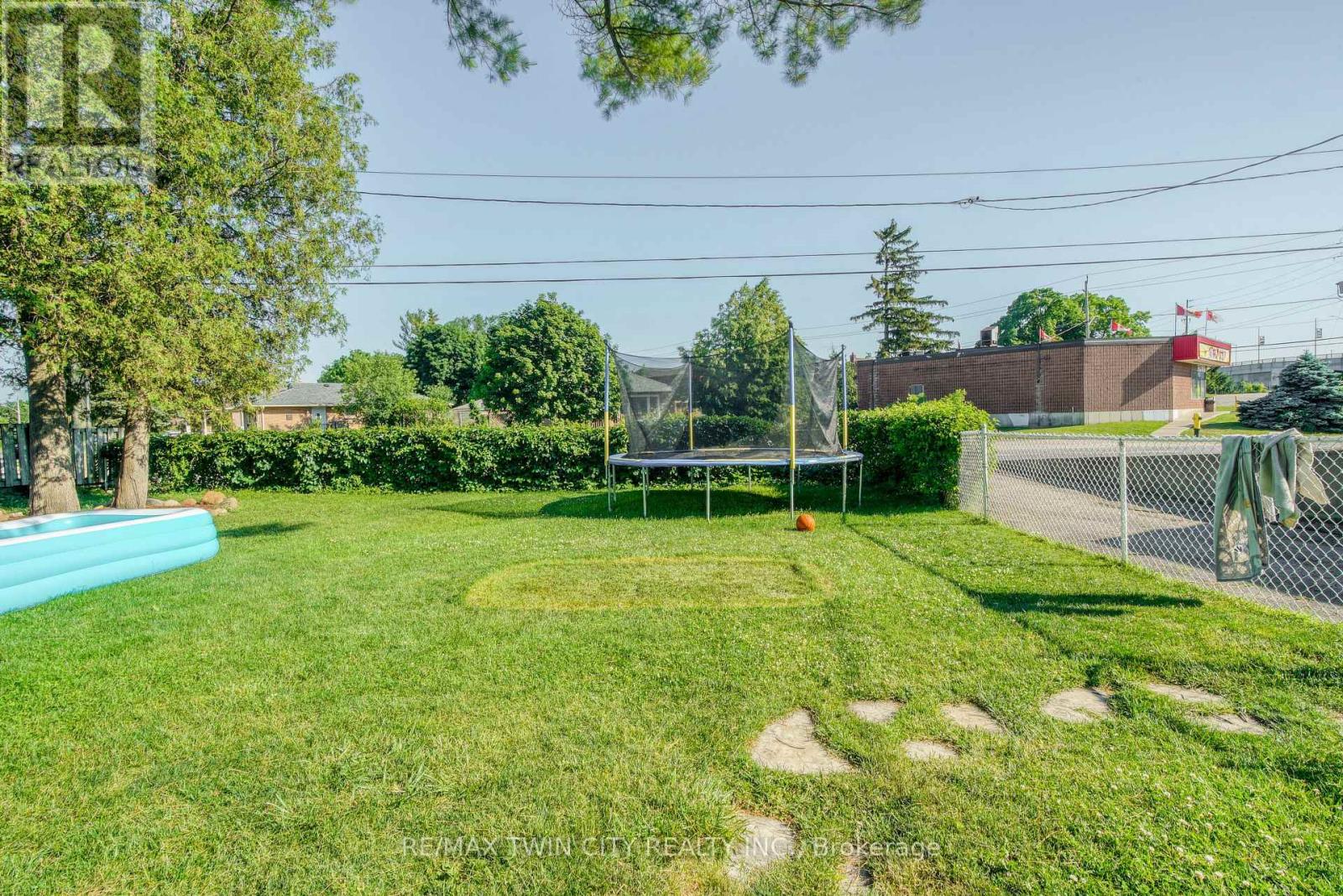13 Brooklyne Road Property Photo 23