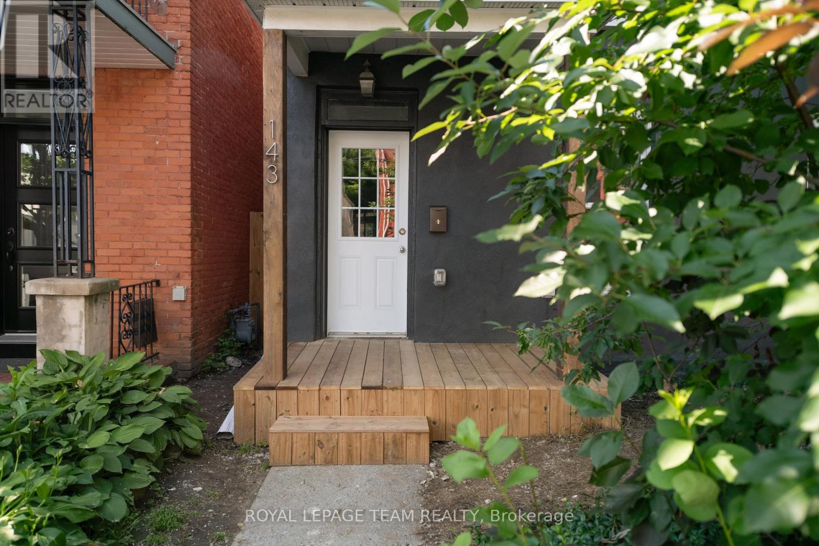 143 St Andrew Street Property Photo 3