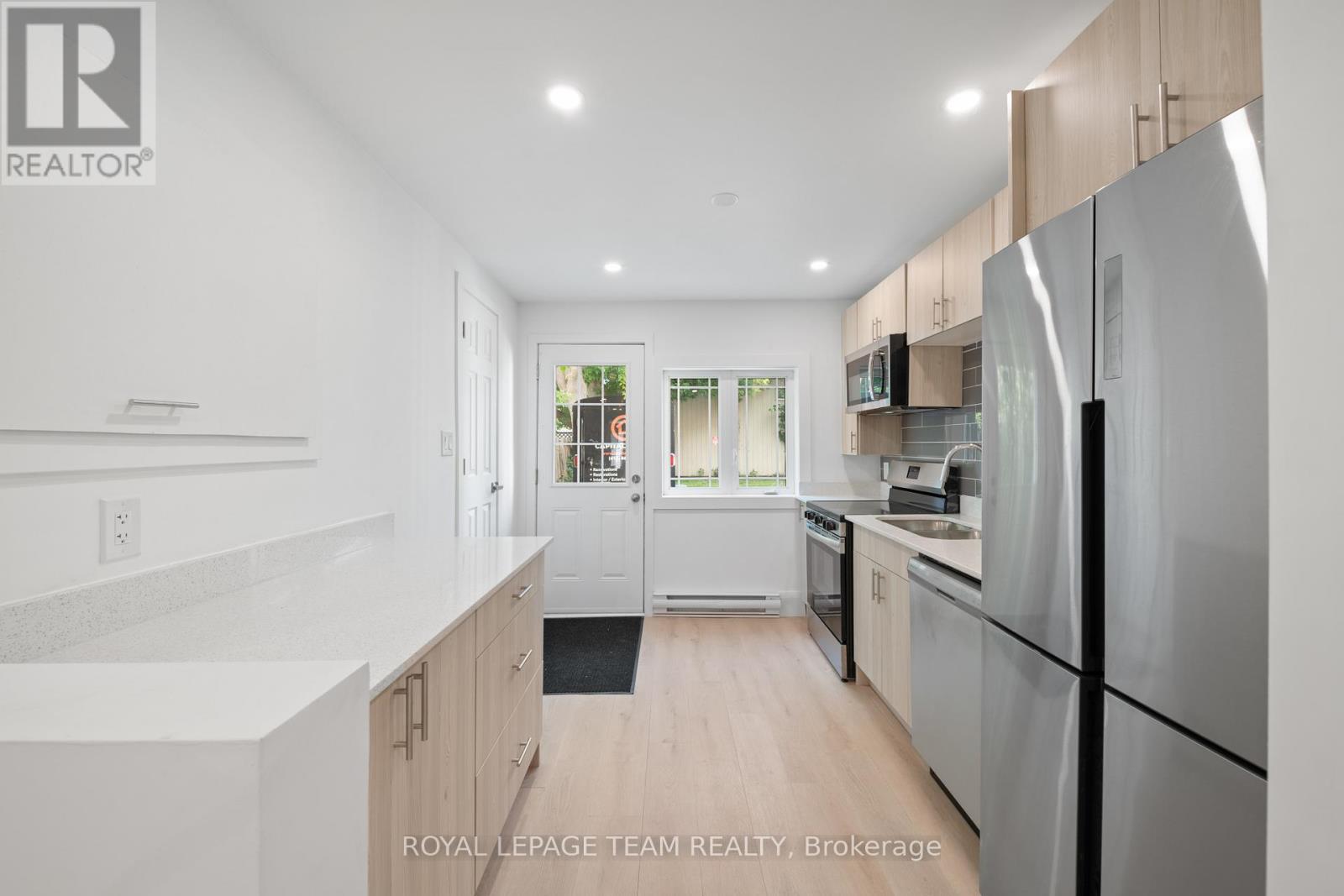 143 St Andrew Street Property Photo 12