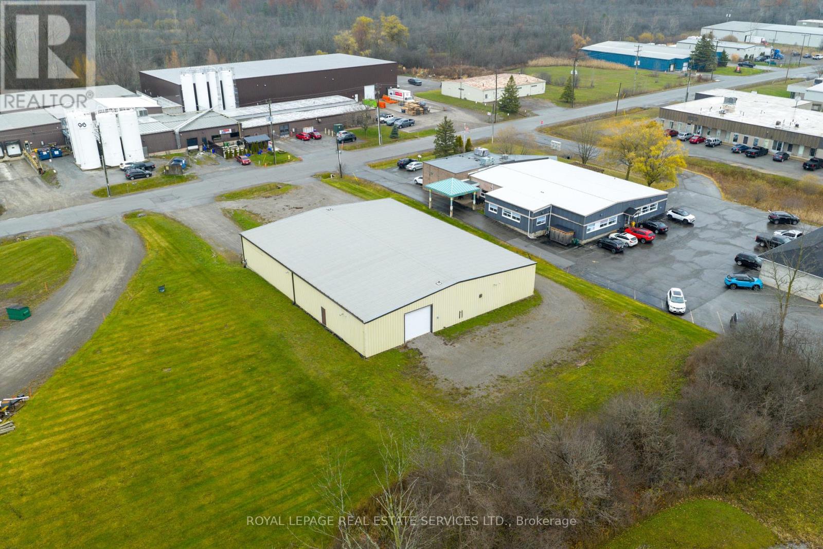 625 Industrial Drive Property Photo 6