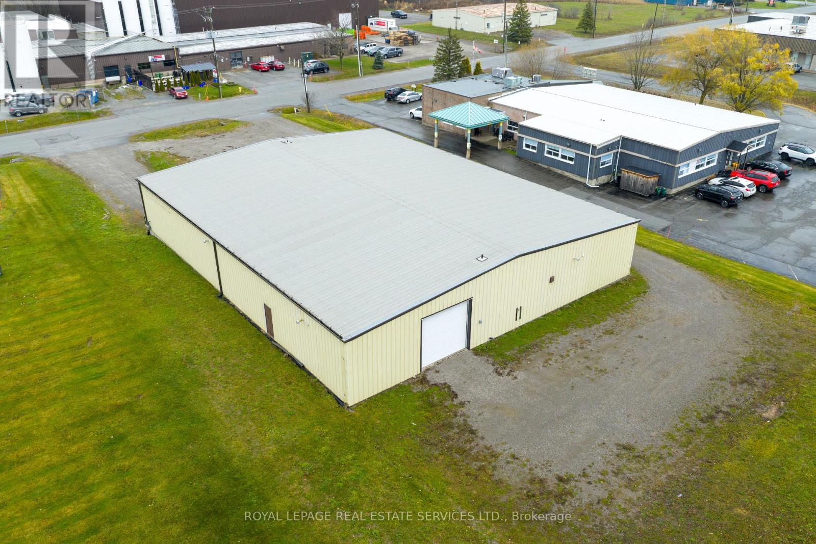 625 Industrial Drive Property Photo 7