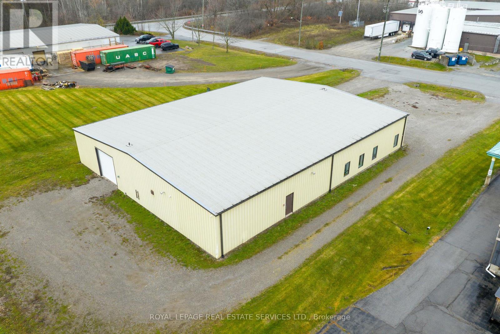 625 Industrial Drive Property Photo 8
