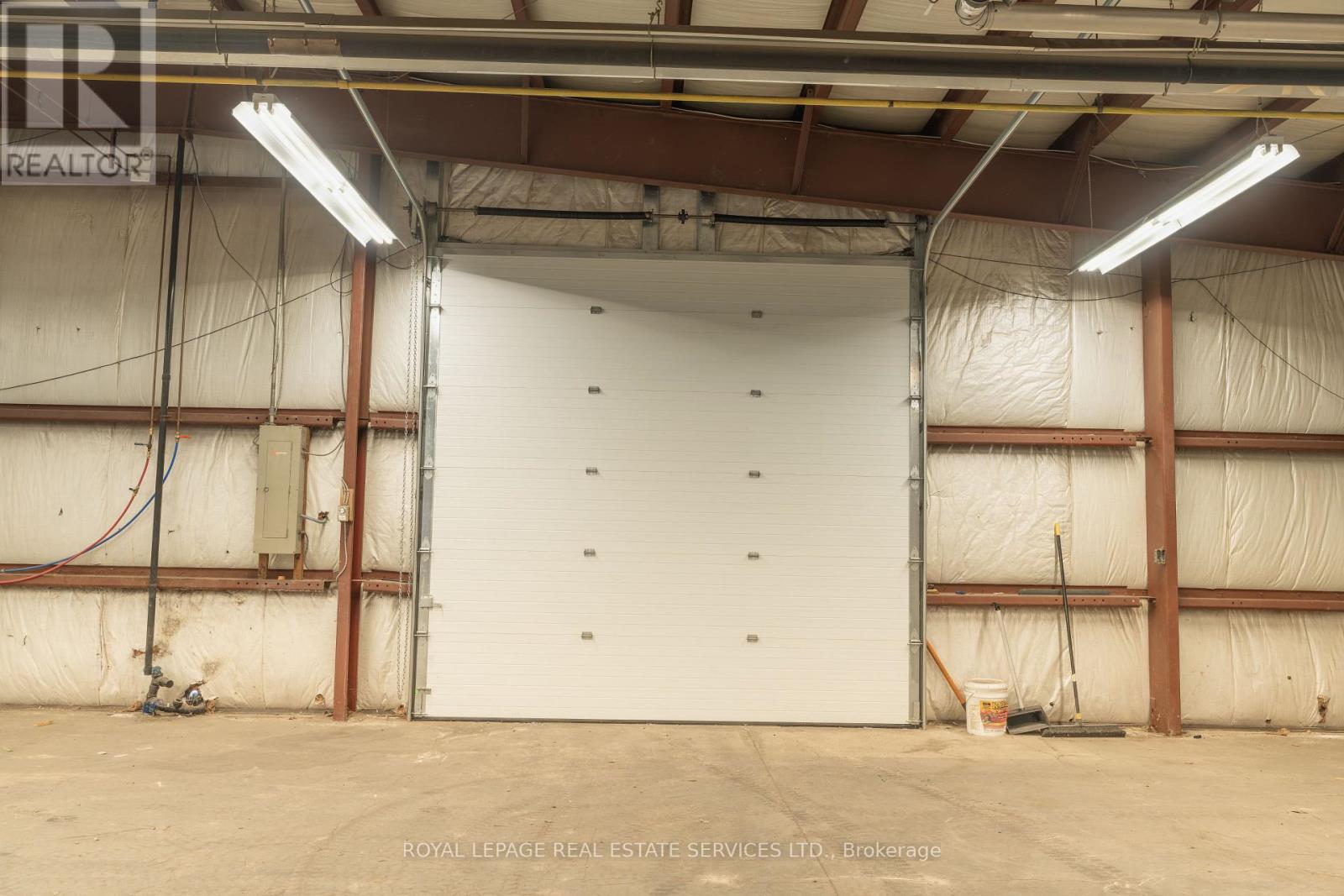 625 Industrial Drive Property Photo 19