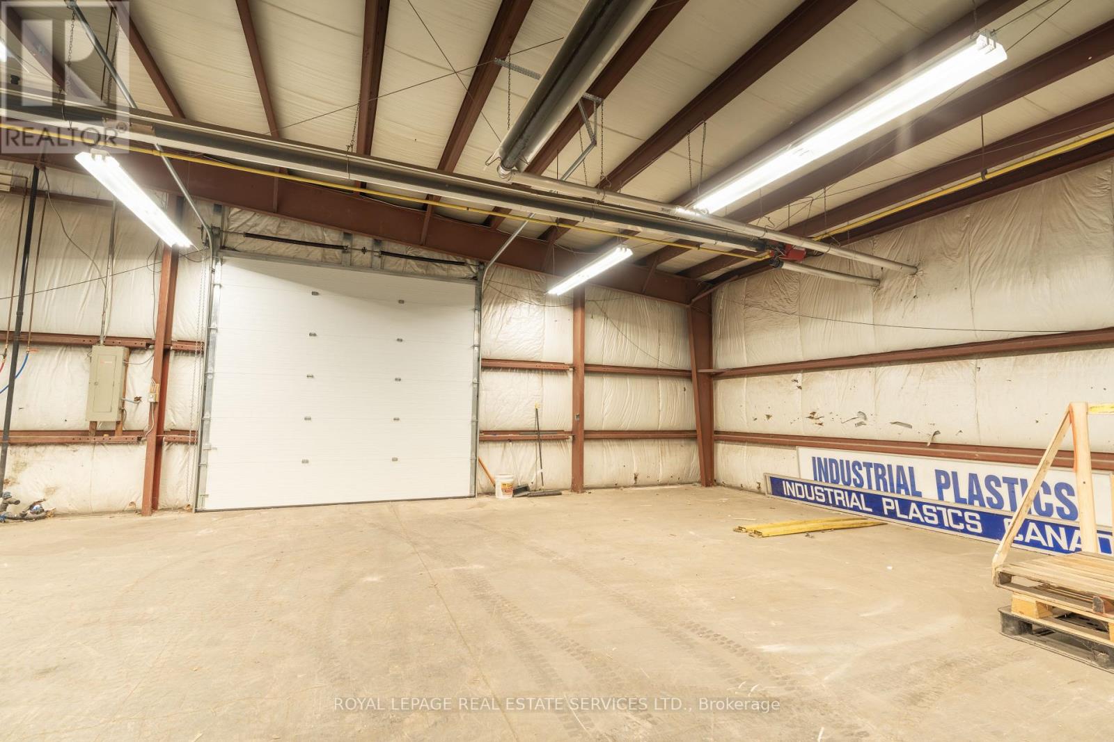 625 Industrial Drive Property Photo 20