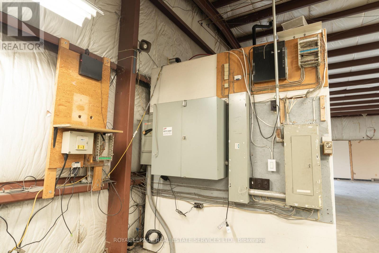 625 Industrial Drive Property Photo 25