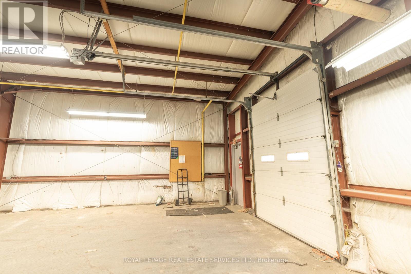 625 Industrial Drive Property Photo 26
