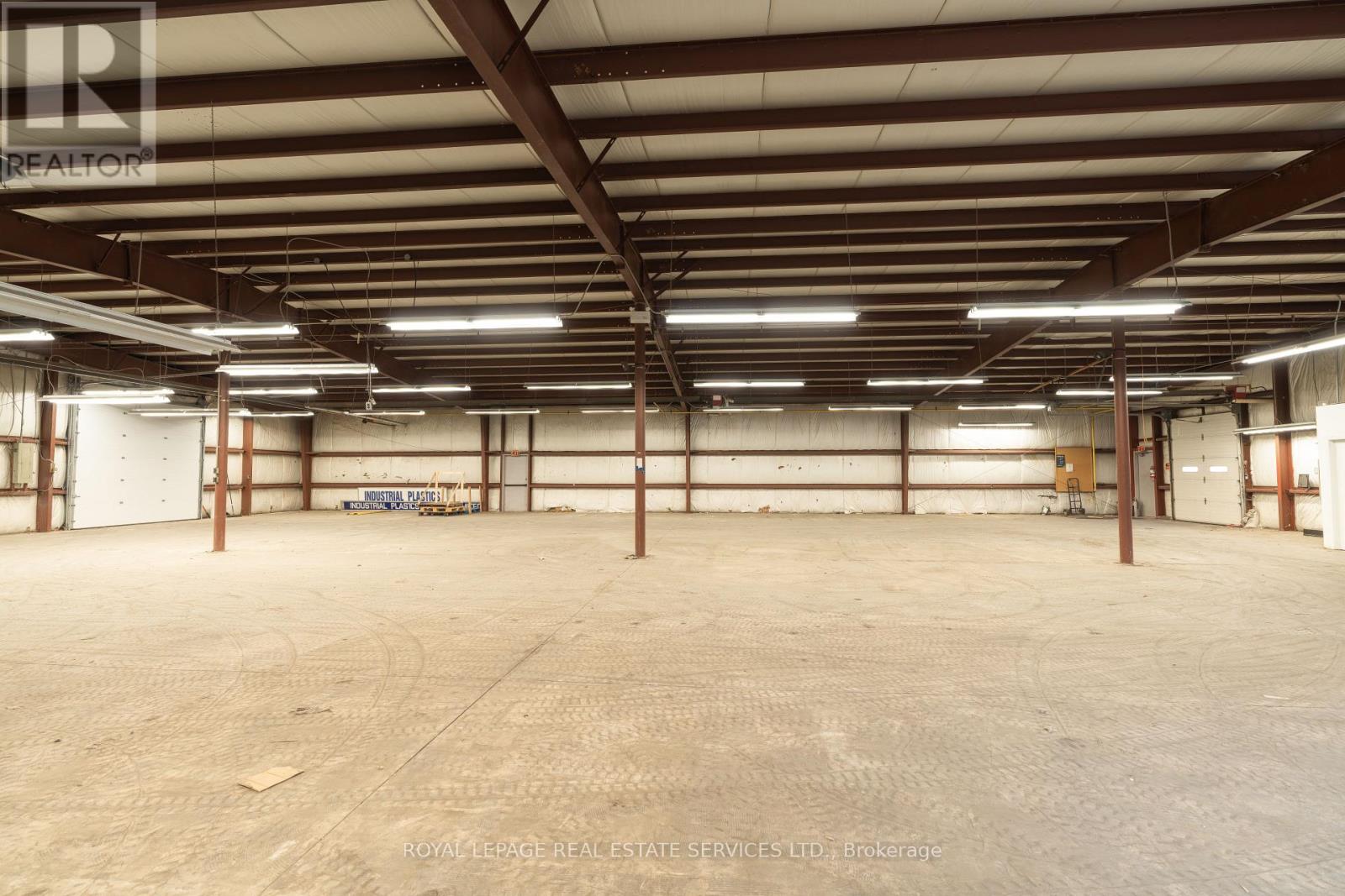 625 Industrial Drive Property Photo 28