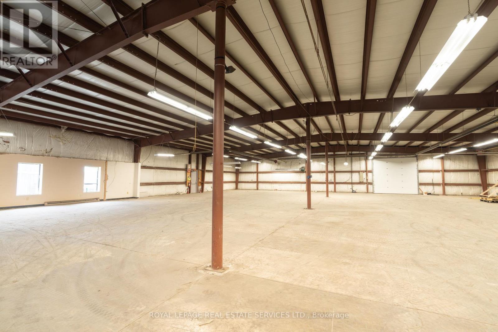625 Industrial Drive Property Photo 33