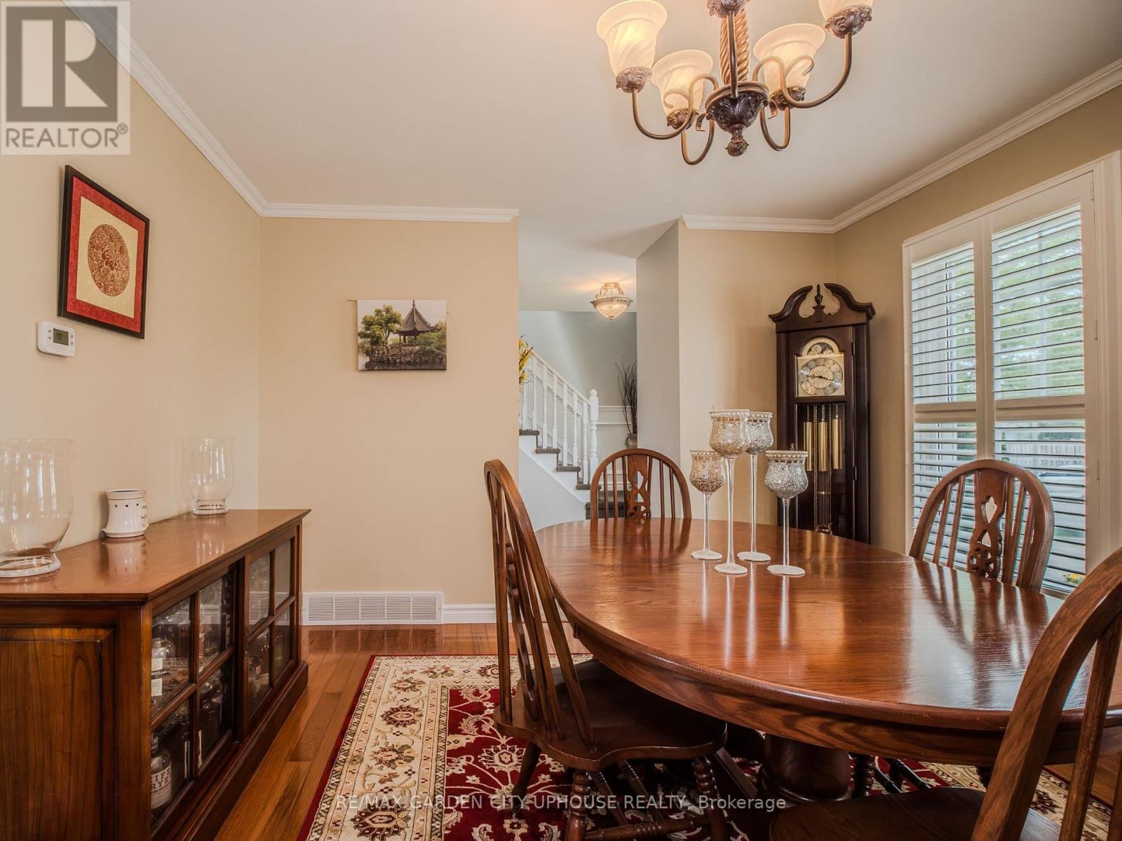 12 Foxhill Crescent Property Photo 4