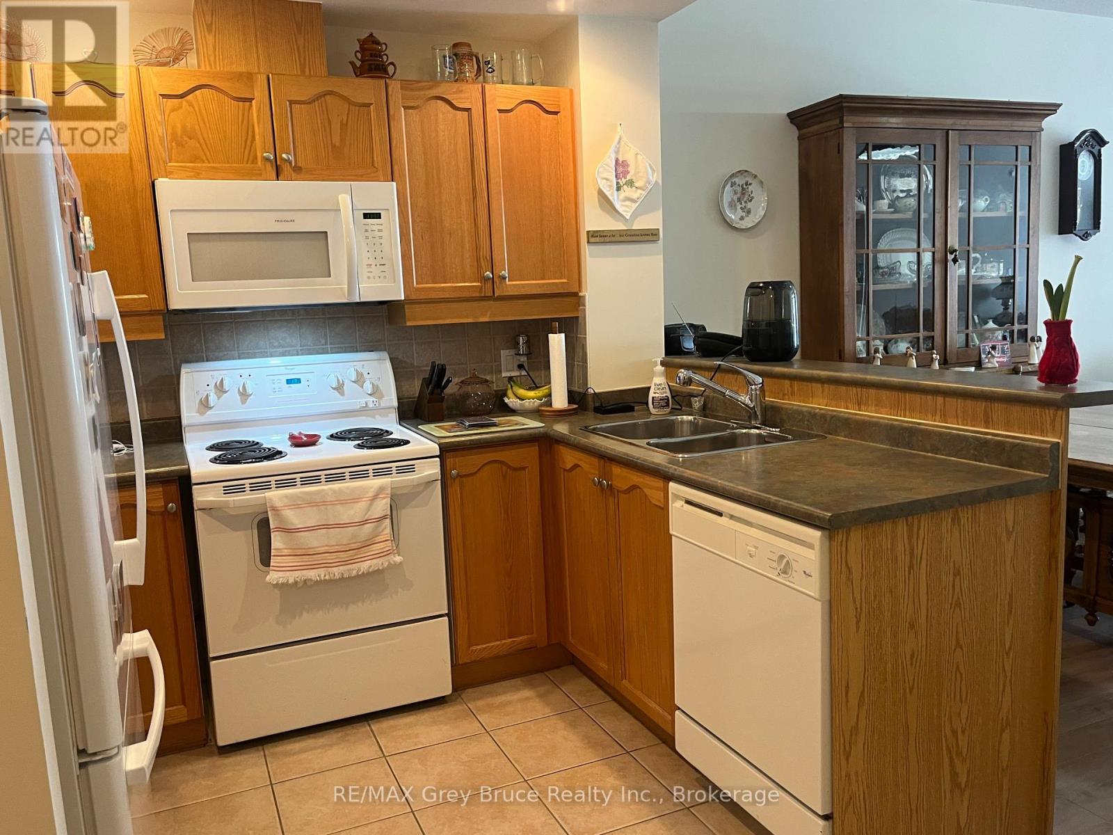 308 - 34 Bayfield Street Property Photo 17
