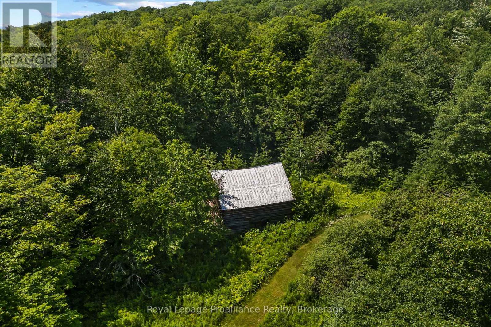3432 Siberia Road Property Photo 6