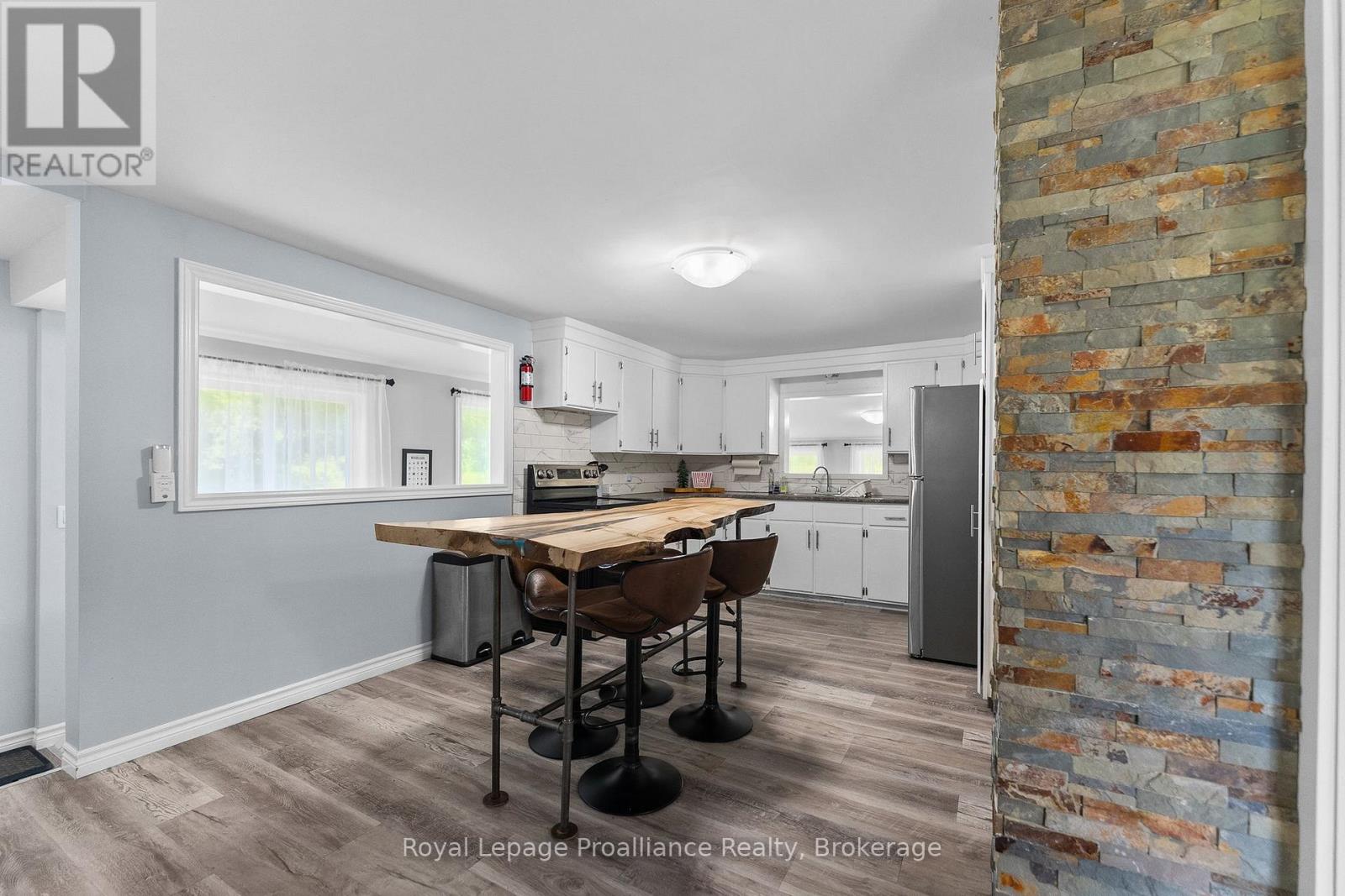 3432 Siberia Road Property Photo 18