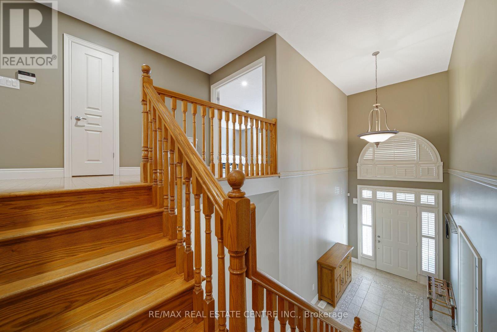 112 Dirksen Court Property Photo 20