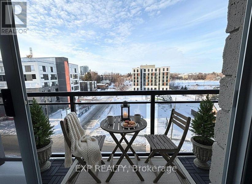 F504 - 275 Larch Street Property Photo 9